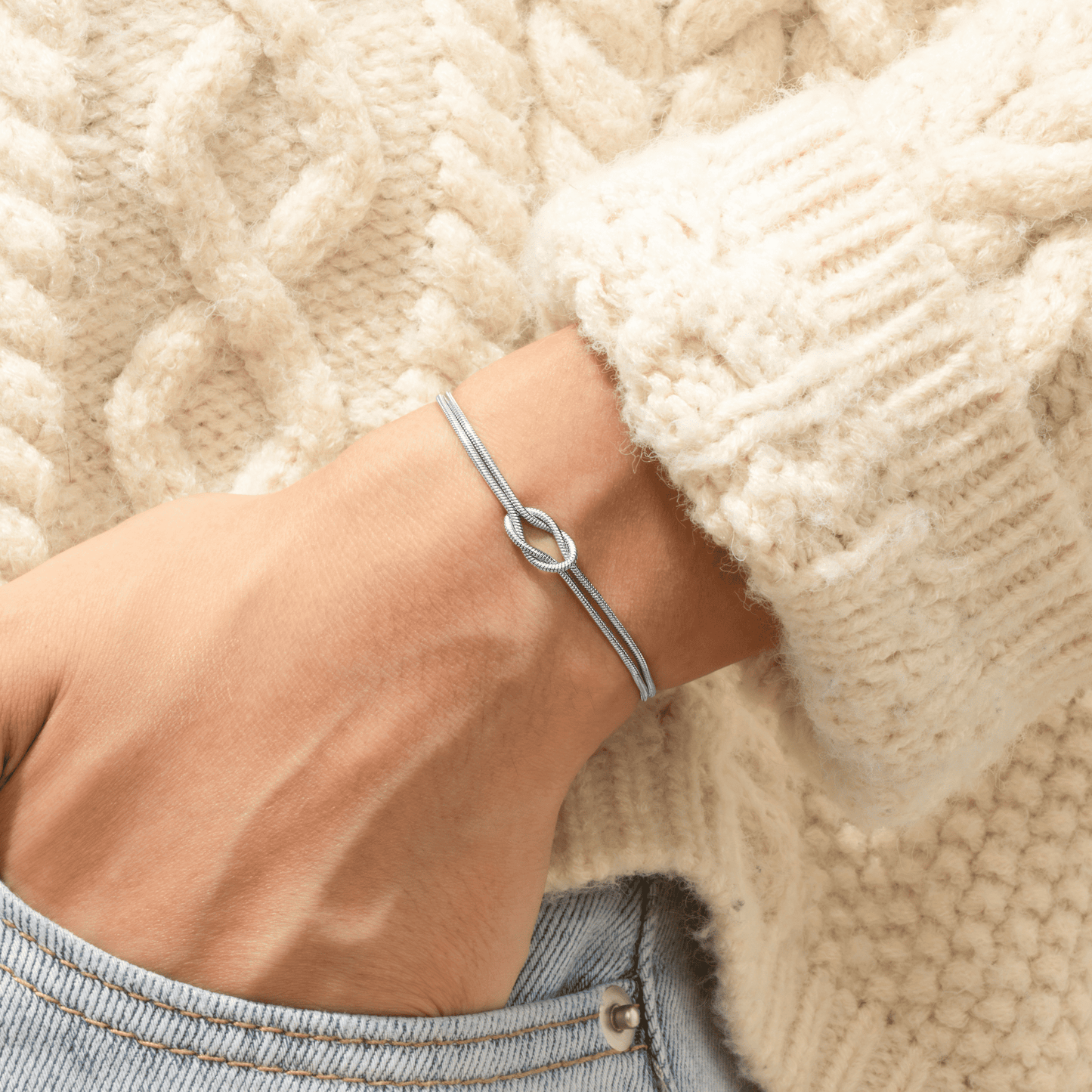 To My Daughter - Knot Bracelet