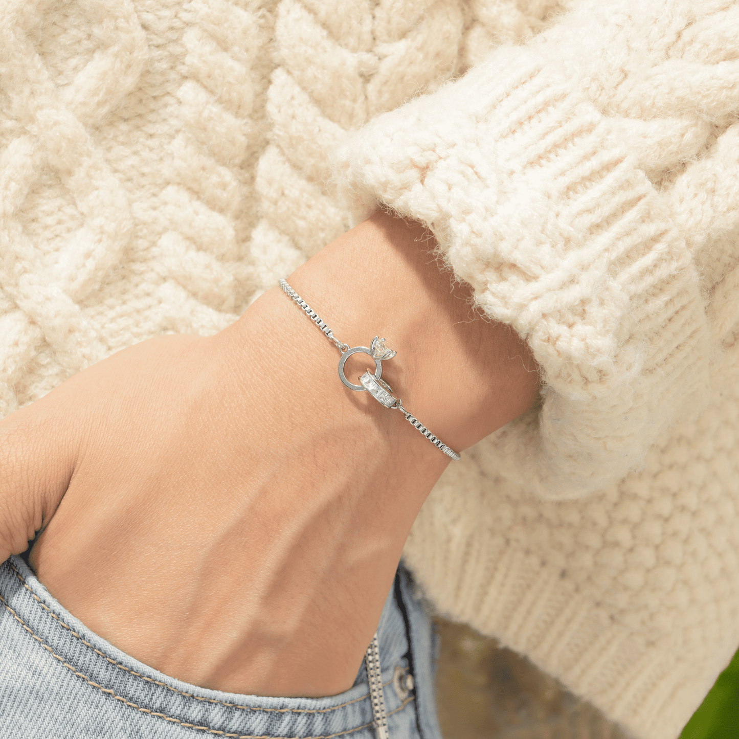 To My Wife - Interlocking Diamond Bracelet