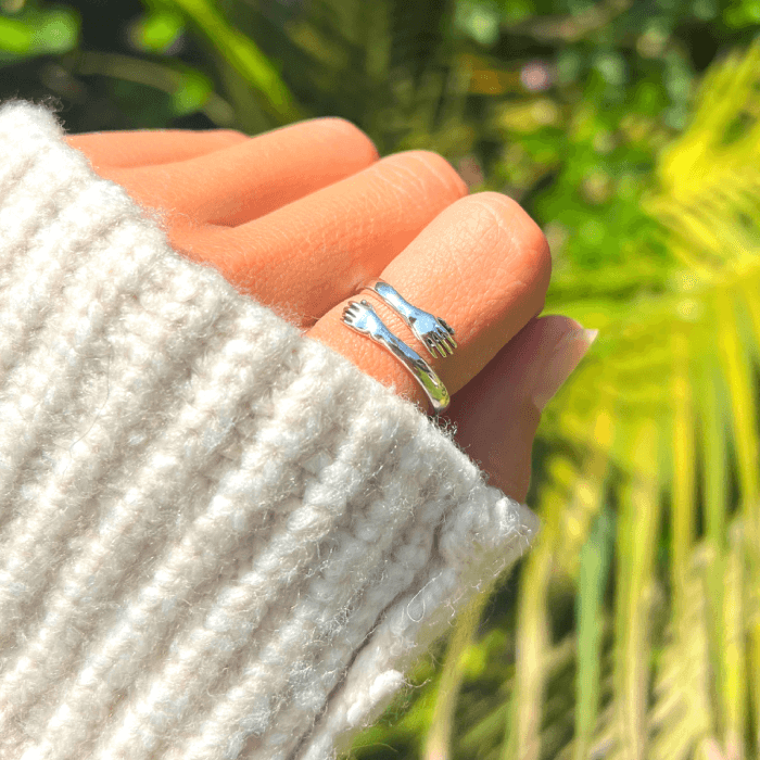 Hug The Rung The Hug From Heaven Ring – Hope Rings