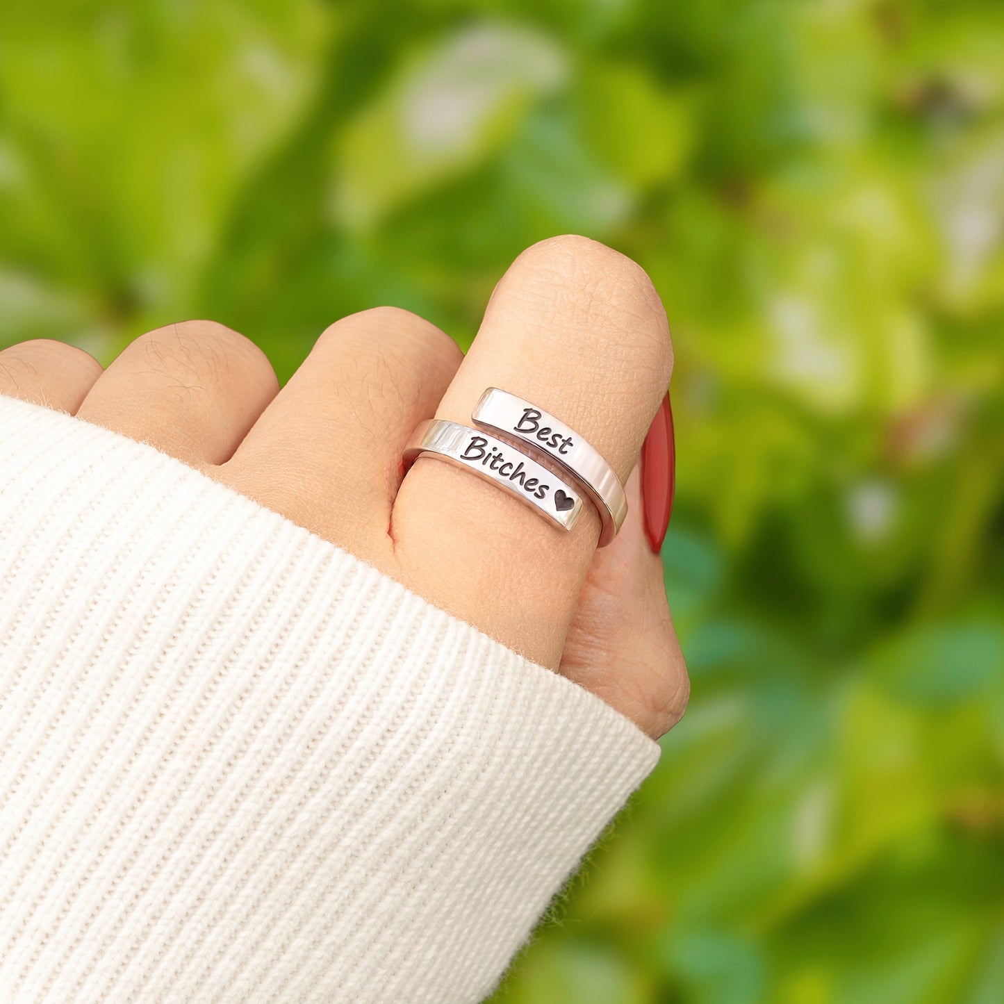 Best B♡tches Ring