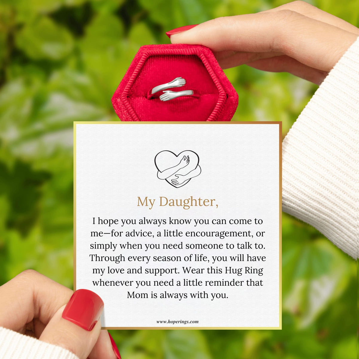 Mom & Daughter Hug Ring